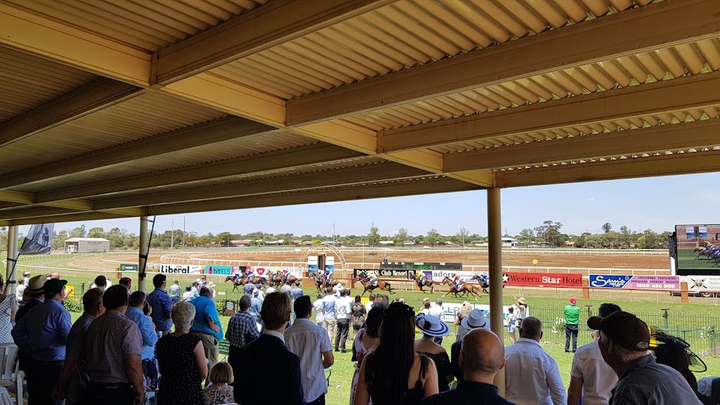 Dubbo Turf Club | Merrilea Rd, Dubbo NSW 2830, Australia | Phone: (02) 6882 1044