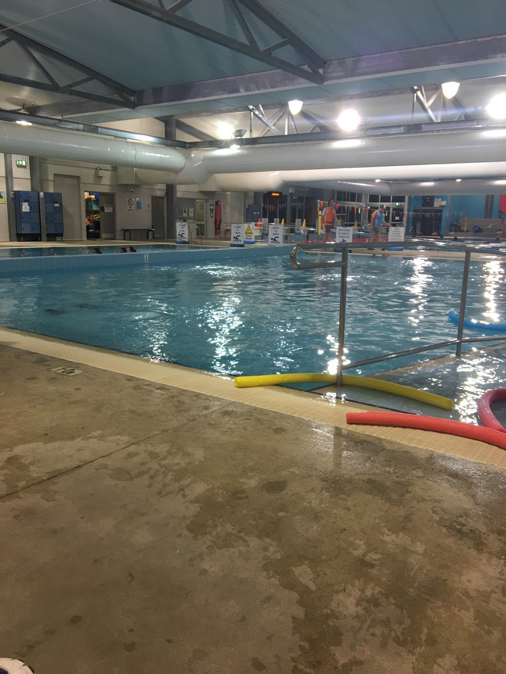 Moss Vale War Memorial Aquatic Centre | gym | 8 Kirkham St, Moss Vale NSW 2577, Australia | 0248681967 OR +61 2 4868 1967