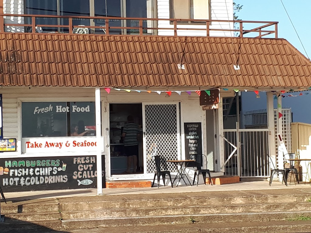 EllasTakeaway & Seafood | 15/19 Beach St, Harrington NSW 2427, Australia | Phone: (02) 6556 1575