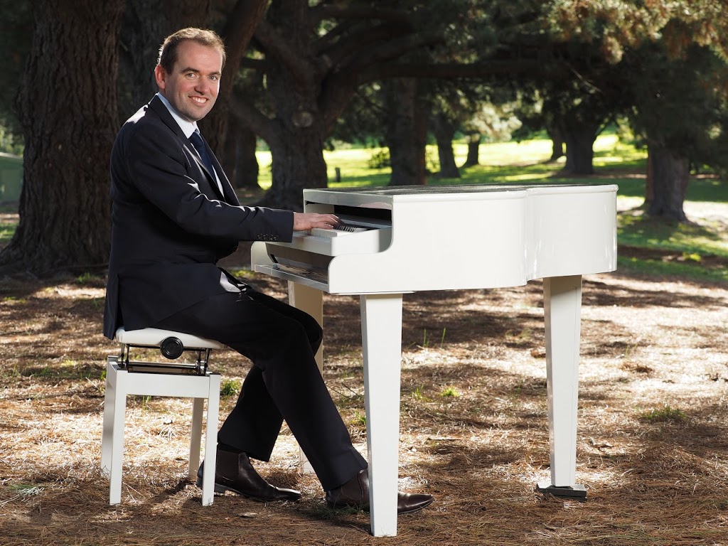 Benny Martin - Wedding & Event Pianist | Unit 4/7 Willow Grove, Canterbury VIC 3126, Australia | Phone: 0433 217 666
