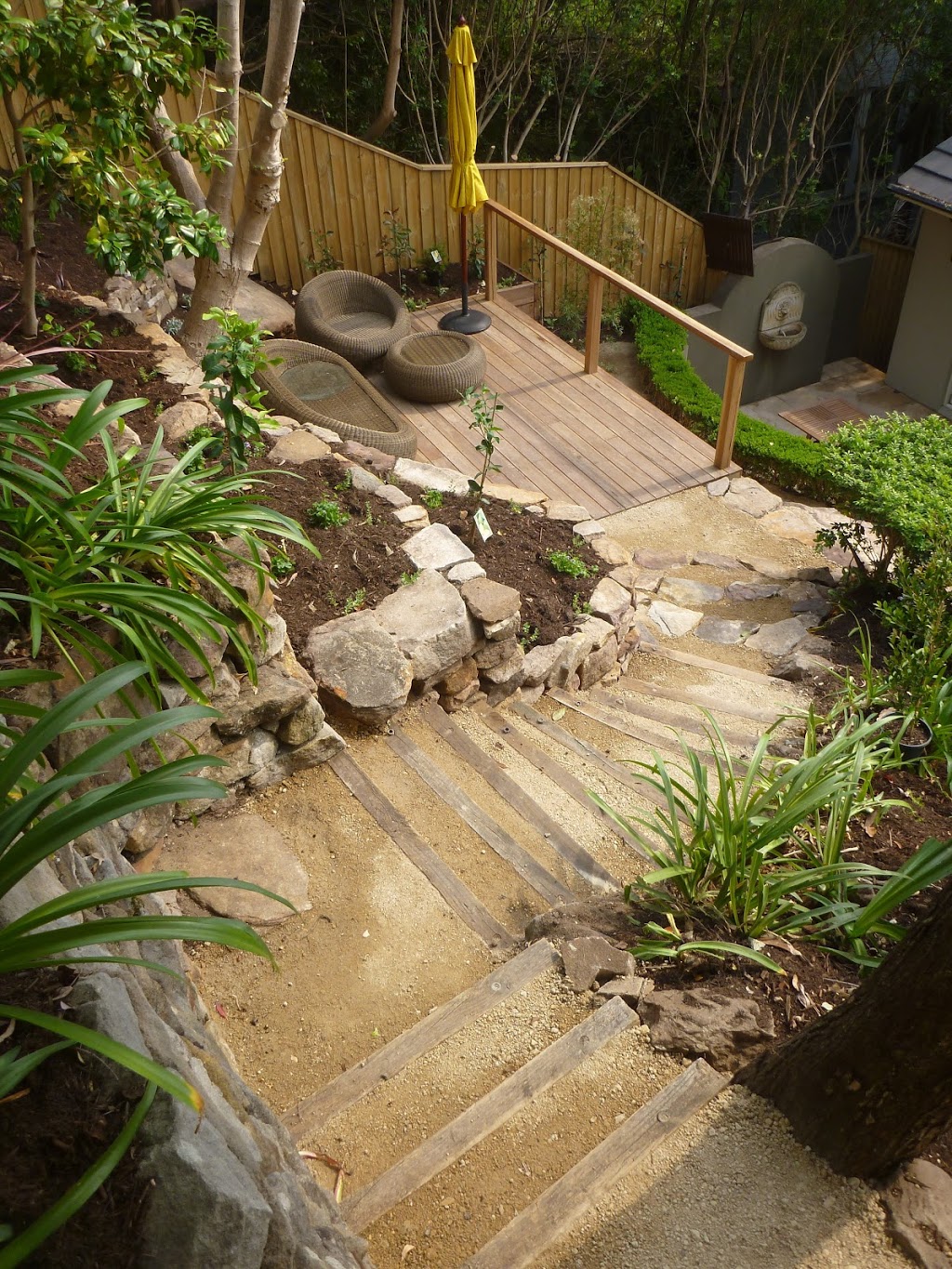 into landscapes | general contractor | 21 Shallow Bay Rd, Coomba Bay NSW 2428, Australia | 0433649459 OR +61 433 649 459