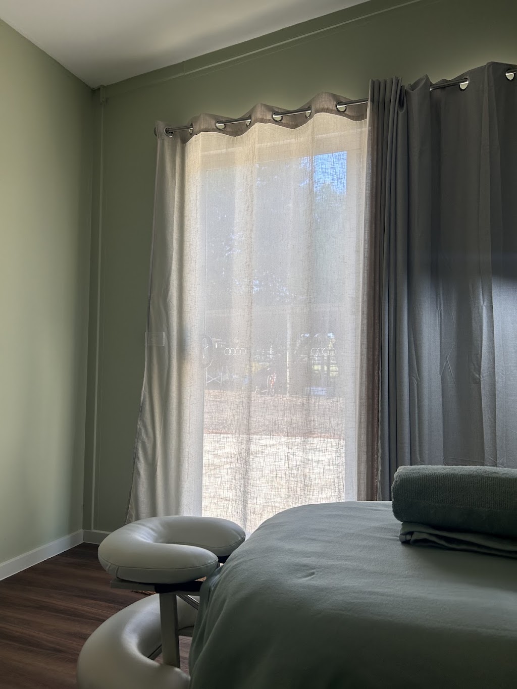 Bee Balanced Massage + Pilates | 2195 Princes Hwy, Buckley VIC 3240, Australia | Phone: 0438 117 082