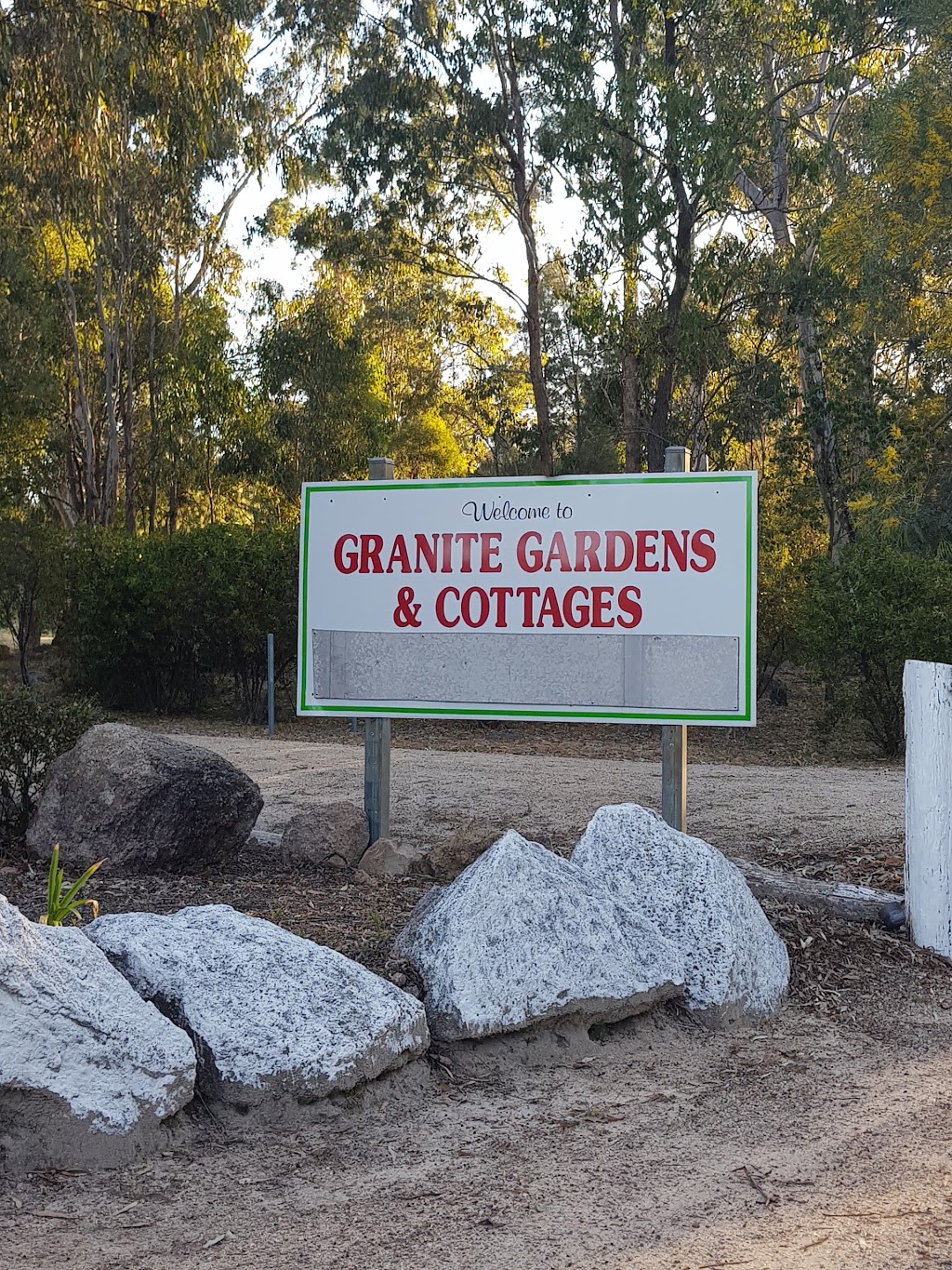 Granite Cottage Accommodation | lodging | 90 Nicholson Rd, Stanthorpe QLD 4380, Australia | 0746835161 OR +61 7 4683 5161