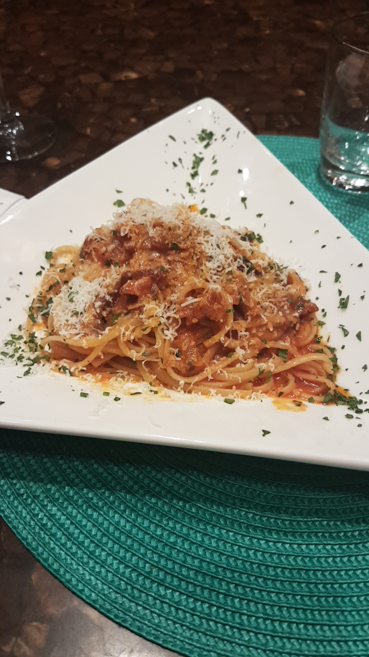 Simply Italian | restaurant | 34 Esplanade, Cairns City QLD 4870, Australia | 0740502020 OR +61 7 4050 2020