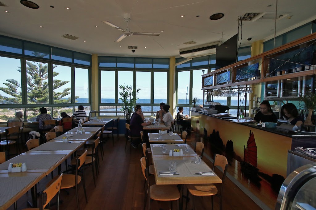 Rotunda In Williamstown | restaurant | Esplanade, Williamstown VIC 3016, Australia | 0370128433 OR +61 3 7012 8433