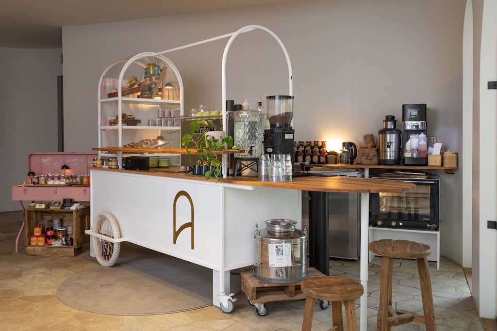 The Pantry by Kyah | 13-17 Brightlands Ave, Blackheath NSW 2785, Australia | Phone: (02) 4787 8108