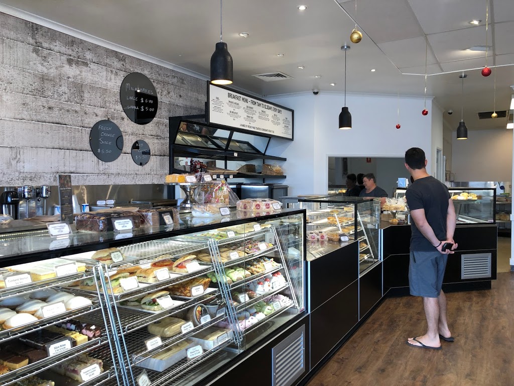 Hudaks Bakery | bakery | 848A Fifteenth St, Mildura VIC 3500, Australia | 0350211789 OR +61 3 5021 1789