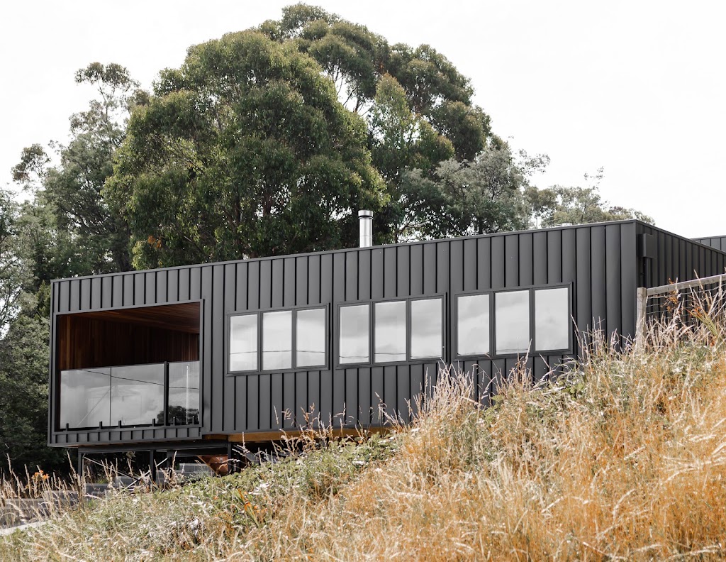 Bay View Retreats | 21 Bay View Rd, Dover TAS 7117, Australia | Phone: 0486 045 888