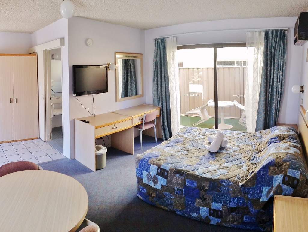 Abel Tasman Motel | lodging | 222 Beach Rd, Batehaven NSW 2536, Australia | 0244726511 OR +61 2 4472 6511