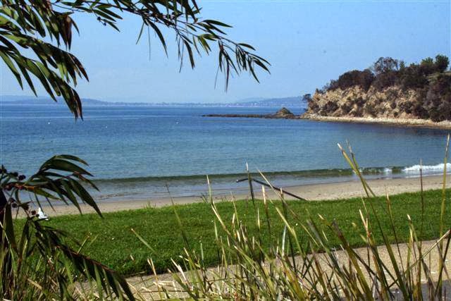 The Beach Apartments | lodging | 70 Ocean Esplanade, Blackmans Bay TAS 7052, Australia | 0433590958 OR +61 433 590 958