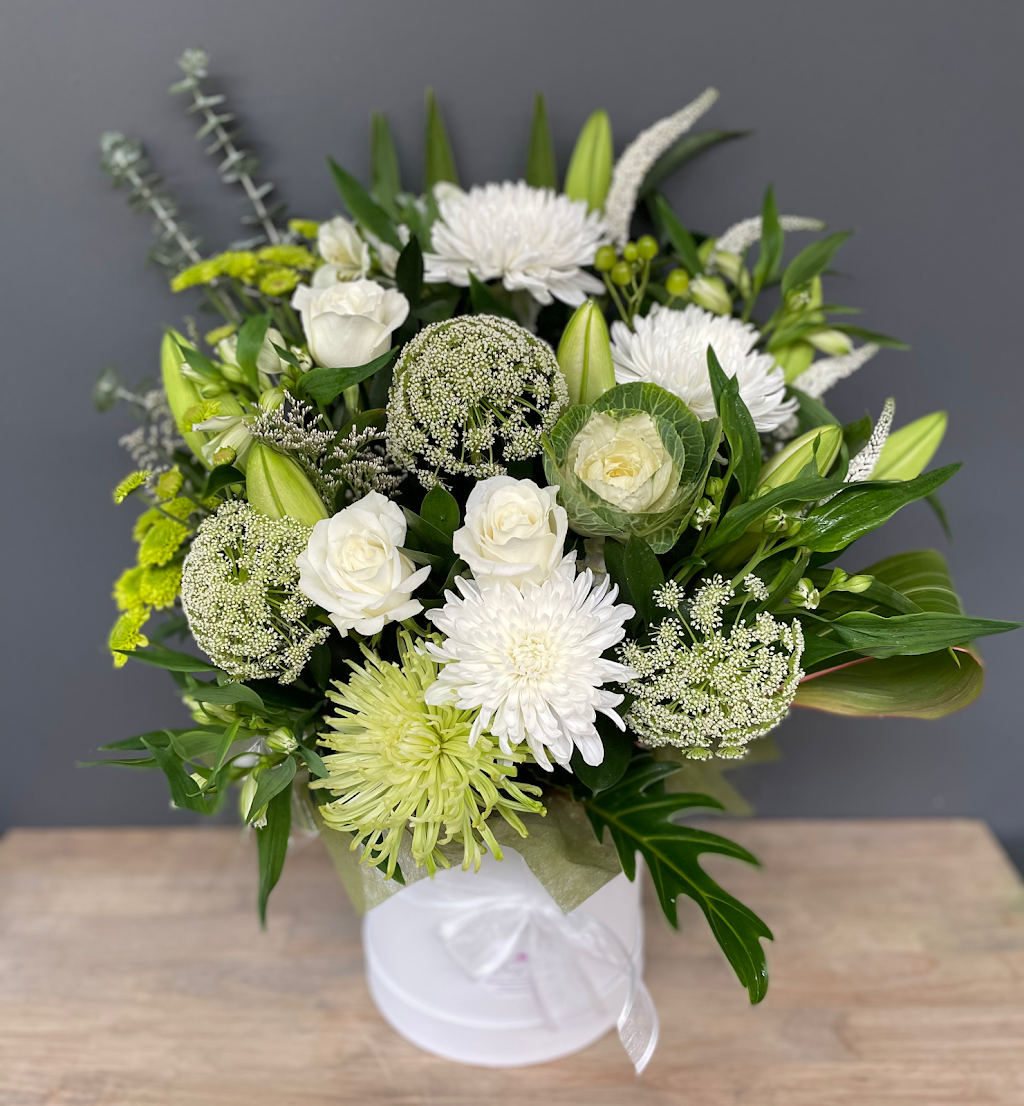 Amanda Jayne Flowers | Shop 91/187 Gympie Terrace Noosaville 4566, Australia | Phone: 0431 795 477