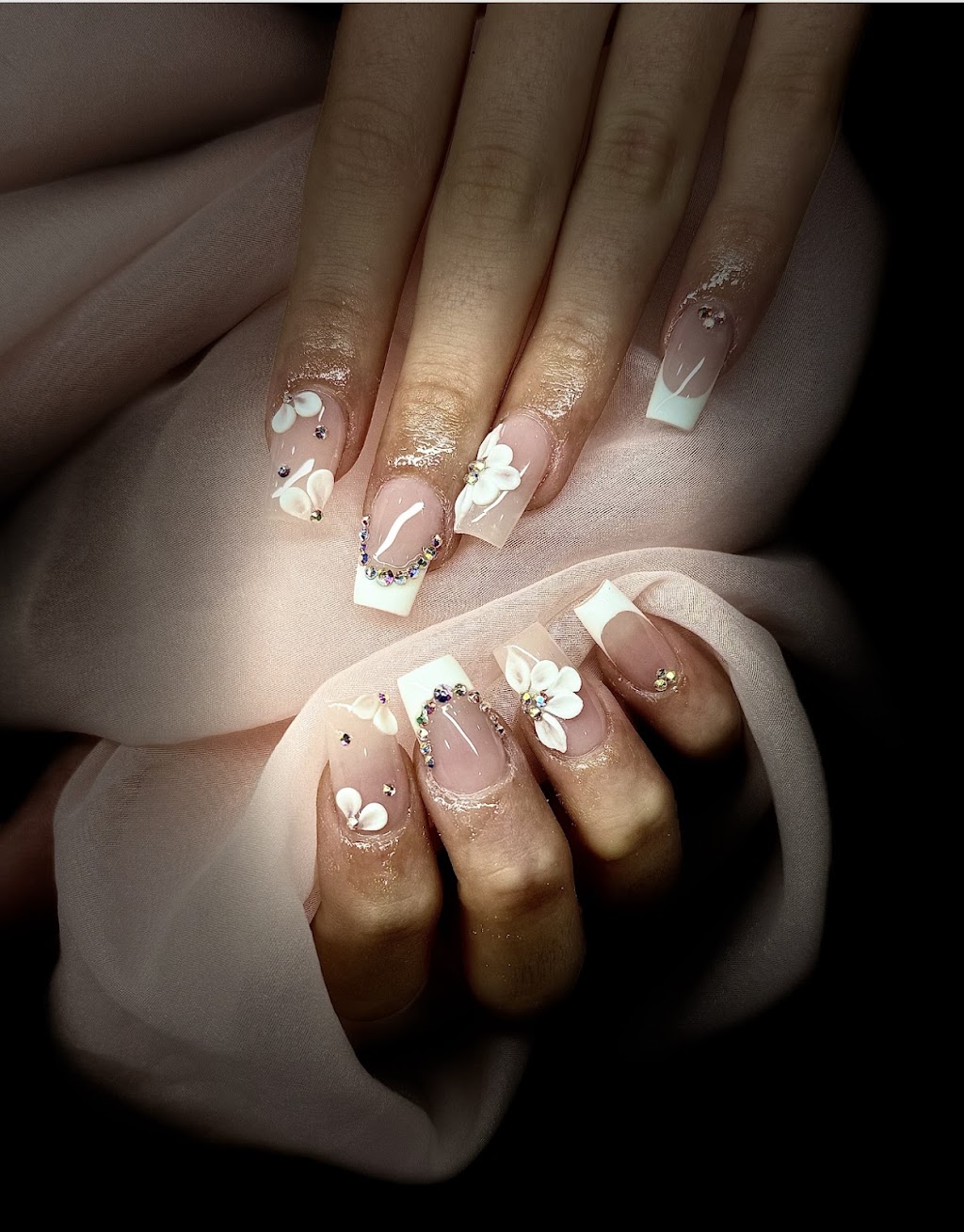 CoCo Nails Bellmere | 96-110 Bellmere Rd, Bellmere QLD 4510, Australia | Phone: 0430 083 255