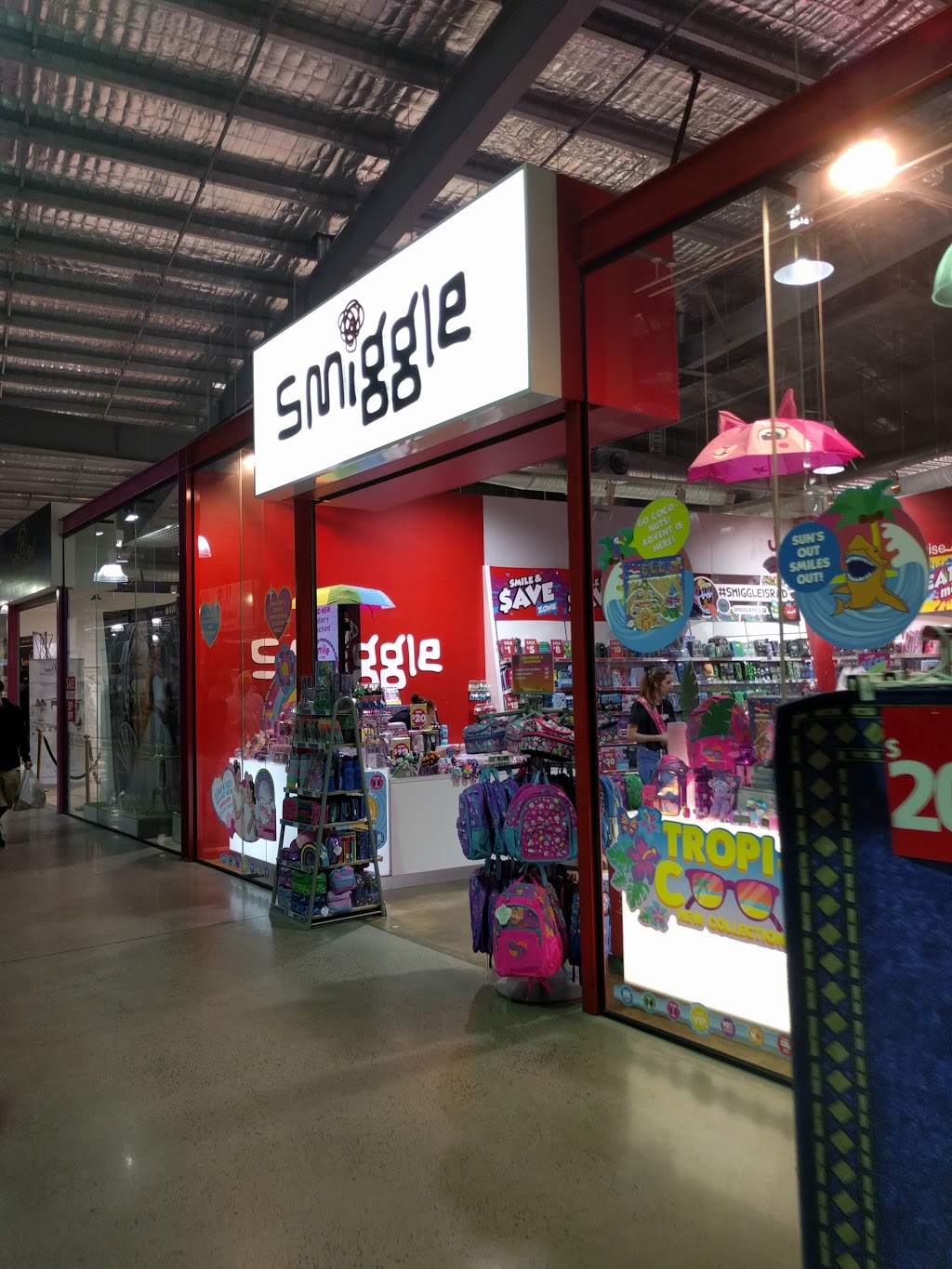 Smiggle | store | Shop T66a Jindalee Dfo, 16 Amazons Pl, Jindalee QLD 4074, Australia | 0733769243 OR +61 7 3376 9243