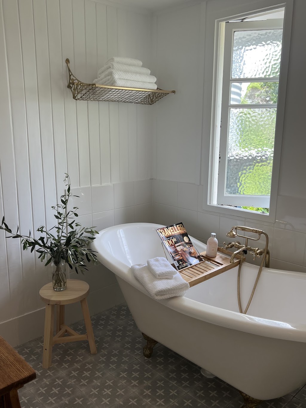 Clementine Cottage | 10 Sharp St, Crows Nest QLD 4355, Australia | Phone: 0448 102 015