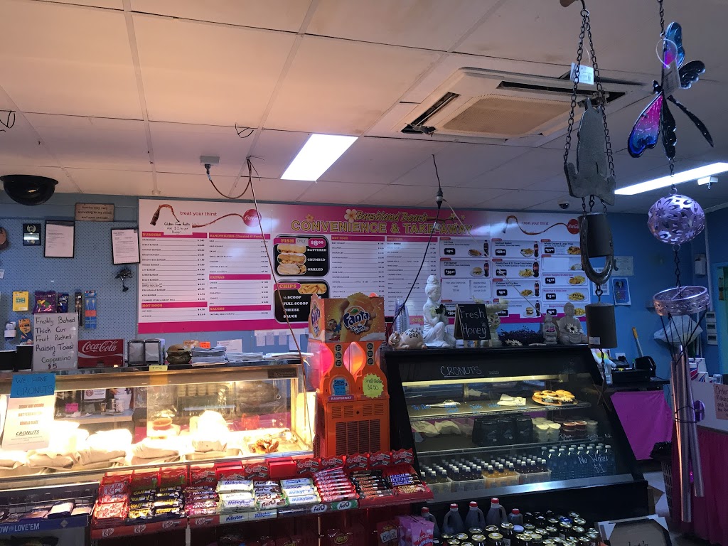 Bushland Beach Convenience and Takeaway | convenience store | 361 Mount Low Pkwy, Bushland Beach QLD 4818, Australia | 0747889311 OR +61 7 4788 9311