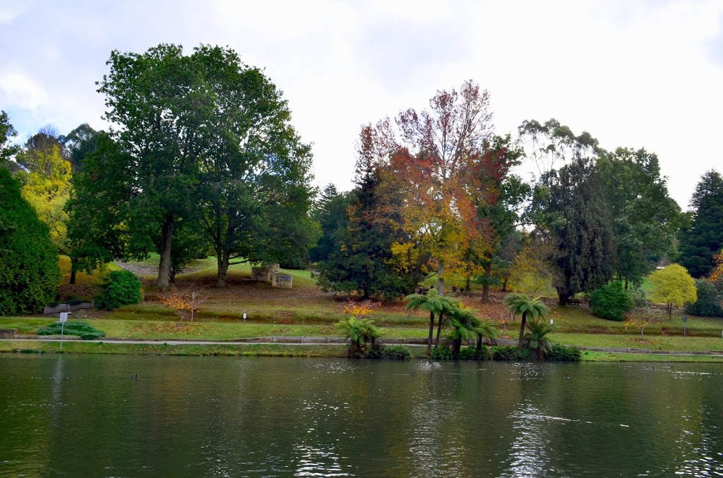 Emerald Lake Park | park | Emerald Lake Rd, Emerald VIC 3782, Australia | 1300131683 OR +61 1300 131 683