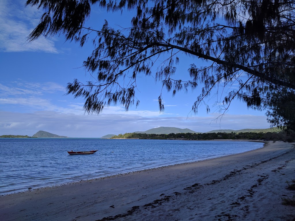 Dingo Beach Foreshore Reserve | Queensland, Australia