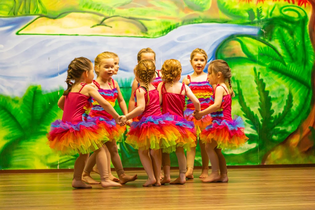 Miss Zoes School of Dance Coledale |  | 745 Lawrence Hargrave Dr, Coledale NSW 2515, Australia | 0407921054 OR +61 407 921 054