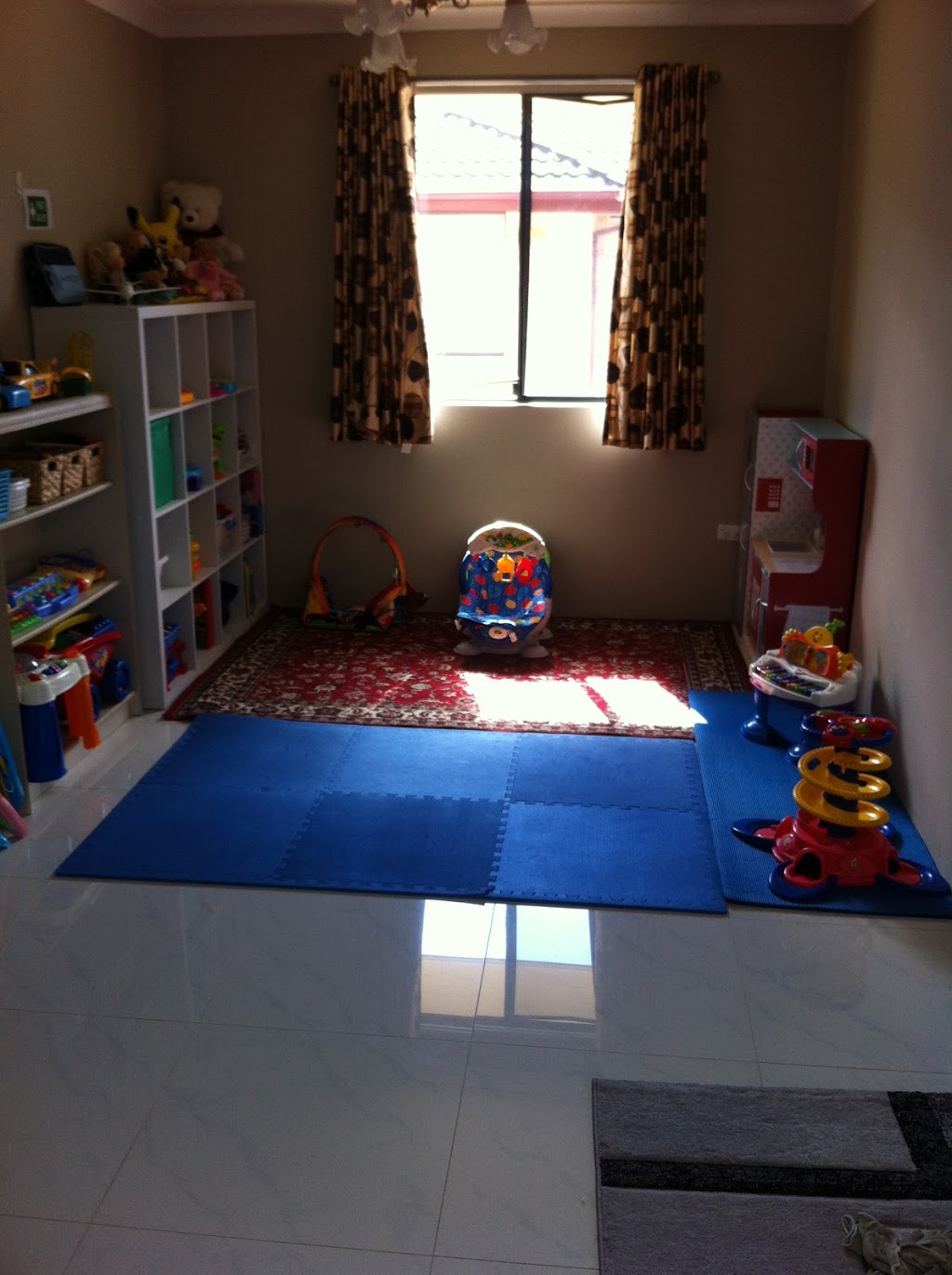 Jaiminis Family Day Care | 5/8-12 Fitzwilliam Rd, Old Toongabbie NSW 2146, Australia | Phone: 0411 586 535