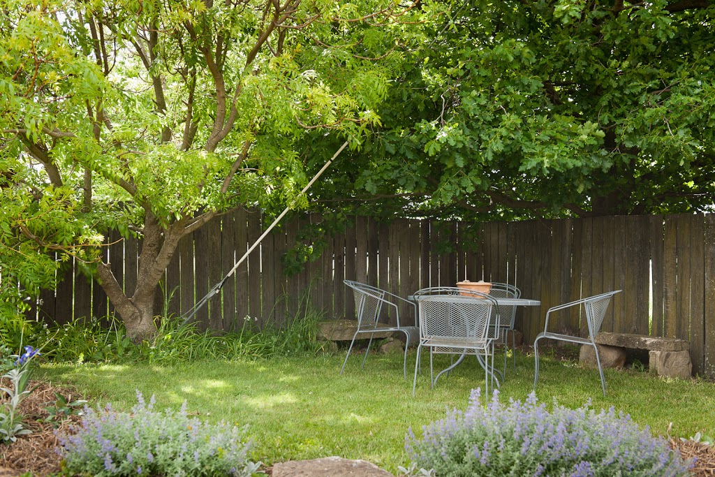 Daisy Bank Cottages | 78 Middle Tea Tree Rd, Richmond TAS 7025, Australia | Phone: 0417 202 963 Daisy Bank Cottages | 78 Middle Tea Tree Rd, Richmond TAS 7025, Australia | Phone: 0417 202 963