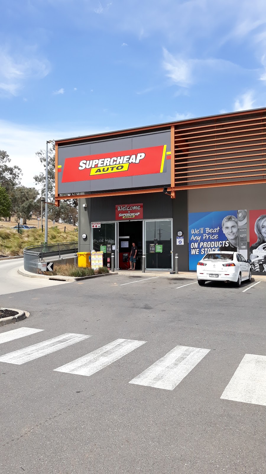 Supercheap Auto | car repair | Wodonga Homemaker Center, 12 Victoria Cross Parade, Wodonga VIC 3690, Australia | 0260243733 OR +61 2 6024 3733