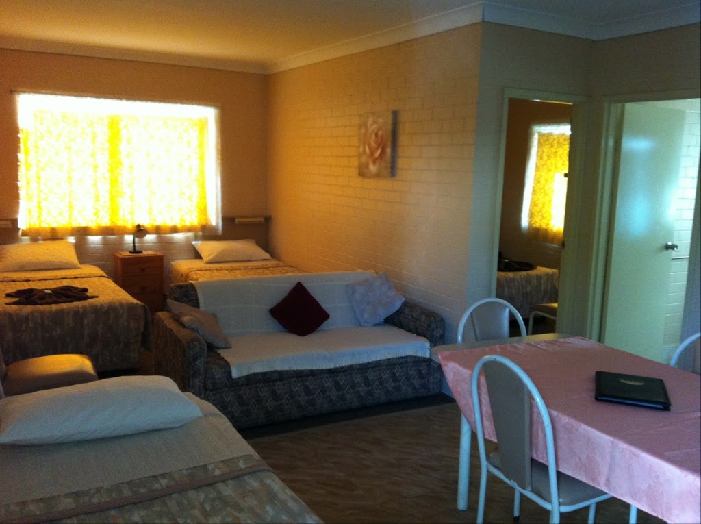 Maria Motel | 34 Anne St, Moree NSW 2400, Australia | Phone: (02) 6752 1427