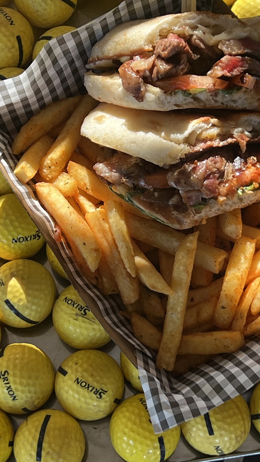 The Wedge | 150 Tallebudgera Creek Rd, Tallebudgera QLD 4228, Australia | Phone: (07) 5534 9900