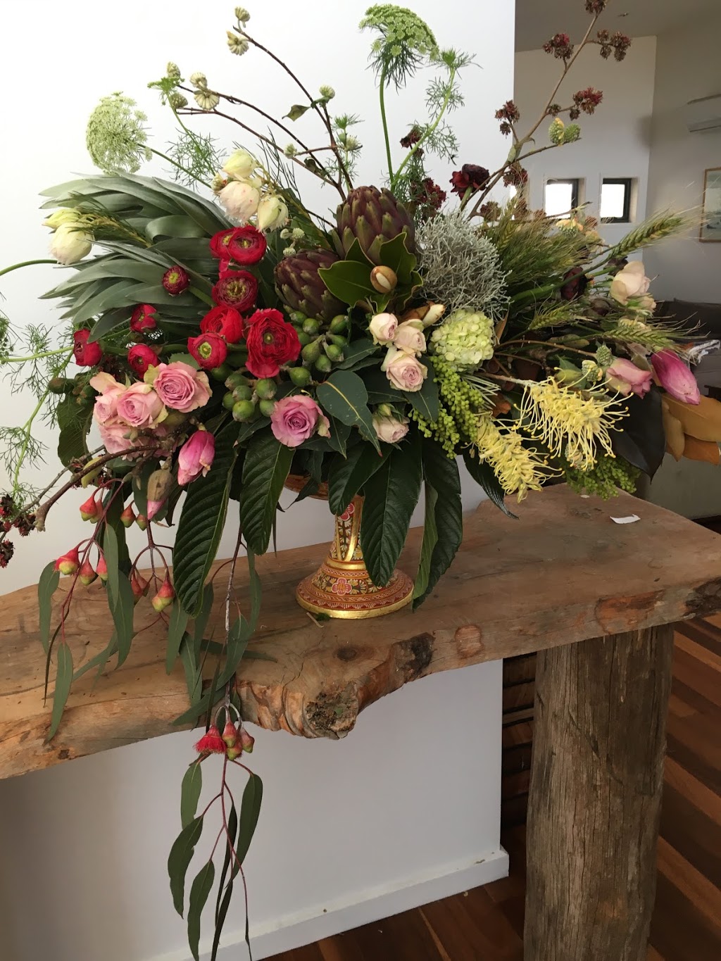 Great Ocean Road Flowers | florist | 5A Zeally Bay Rd, Torquay VIC 3228, Australia | 0352613311 OR +61 3 5261 3311