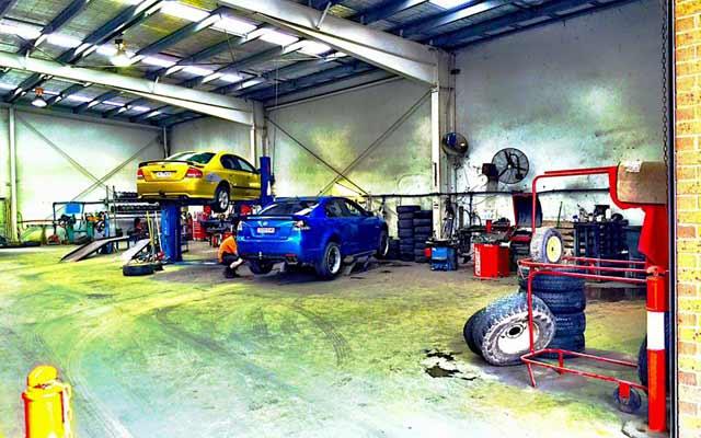 Bay City A1 Used Tyres | car repair | 22 Thompson Rd, North Geelong VIC 3215, Australia | 0352773733 OR +61 3 5277 3733