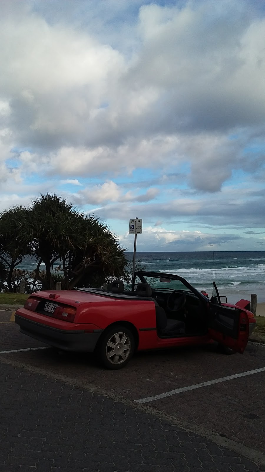 North Stradbroke Island Surf School | Cylinder Beach Carpark, Point Lookout QLD 4183, Australia | Phone: 0407 642 616