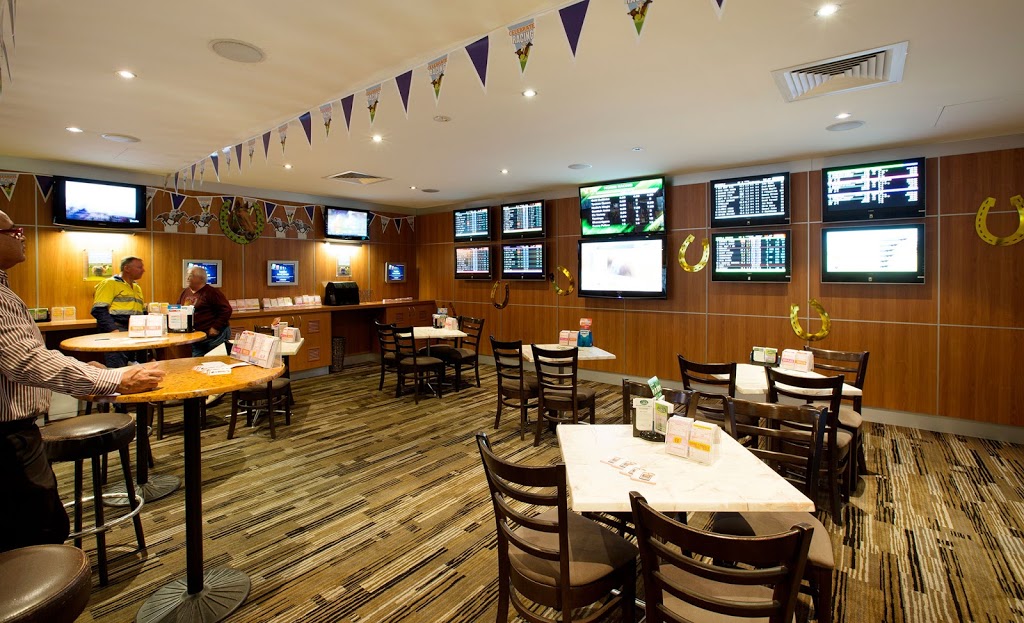 Belmont Tavern | 185 Belmont Rd, Belmont QLD 4153, Australia | Phone: (07) 3890 0600