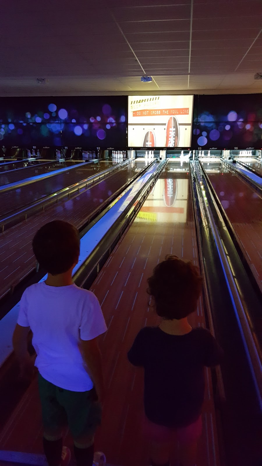 ZONE BOWLING and Laser Tag Dee Why | 932 Pittwater Rd, Dee Why NSW 2099, Australia | Phone: 1300 368 067