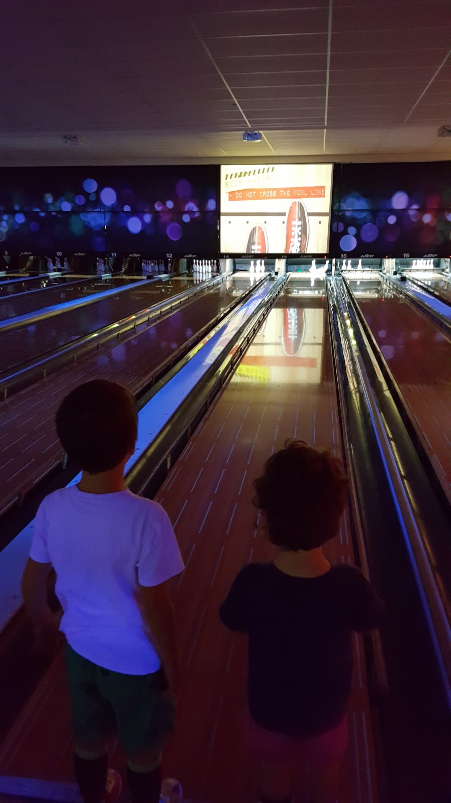 ZONE BOWLING and Laser Tag Dee Why | bowling alley | 932 Pittwater Rd, Dee Why NSW 2099, Australia | 1300368067 OR +61 1300 368 067