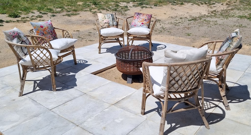 Cottonvale Country Lodge | 208 Thulimbah School Rd, Cottonvale QLD 4375, Australia | Phone: 0448 882 892