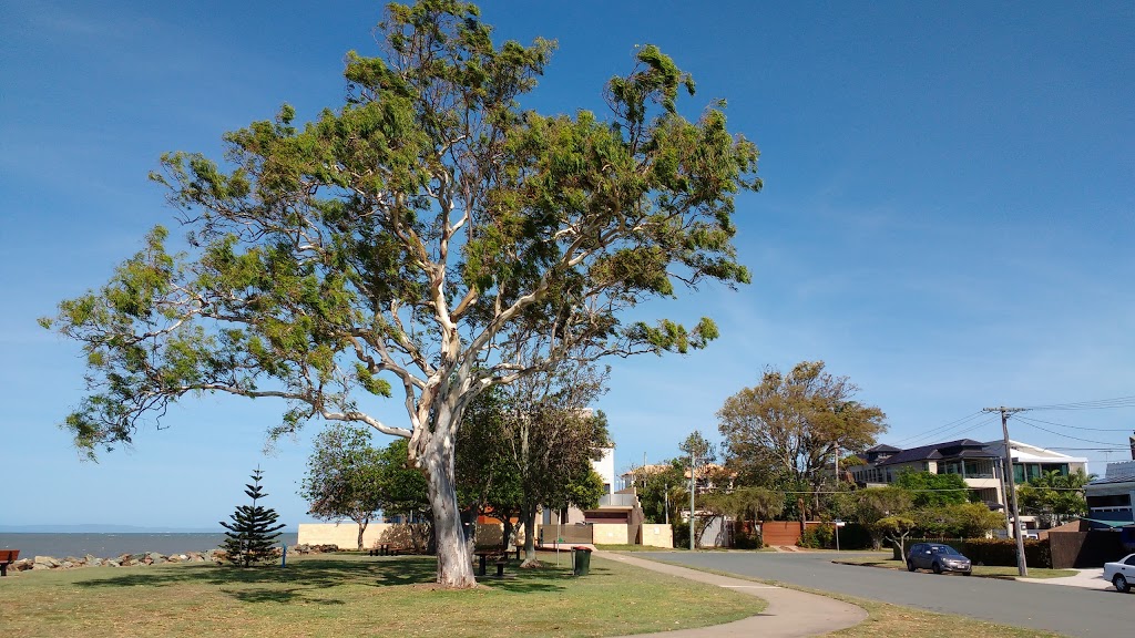 Tingira Park | park | 2 Second Ave, Scarborough QLD 4020, Australia