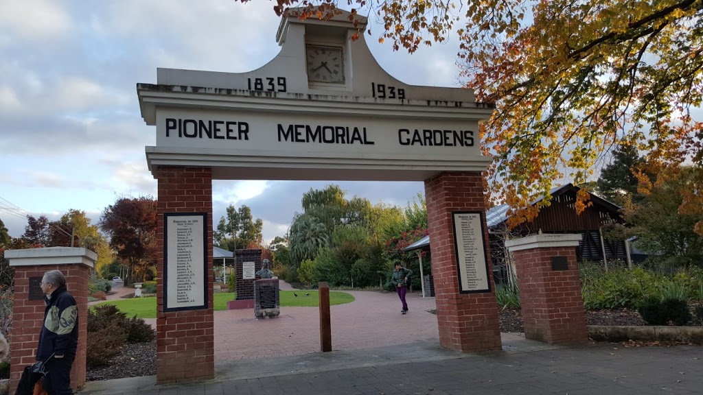 Pioneer Memorial Garden | 4 Balhannah Rd, Hahndorf SA 5245, Australia