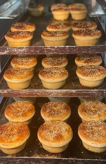 Tambo Pies | 23, Shop 1/39 School Rd, Tamborine Mountain QLD 4272, Australia | Phone: 0478 342 700