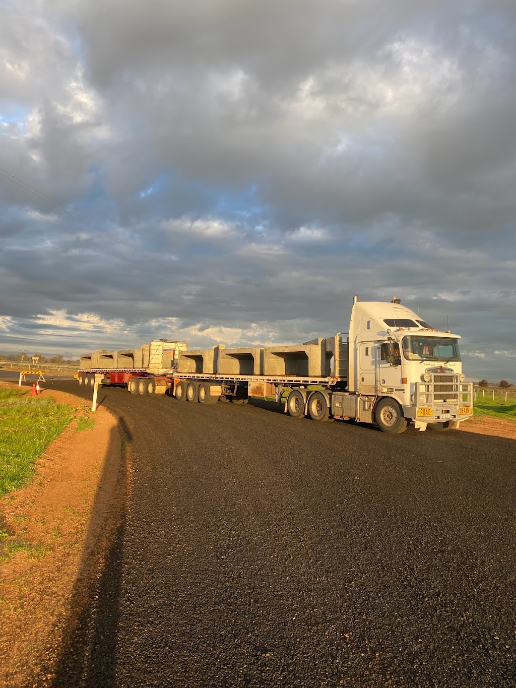 Murray Bulk Transport | 16 Depot Rd, Bowser VIC 3678, Australia | Phone: 0418 693 852