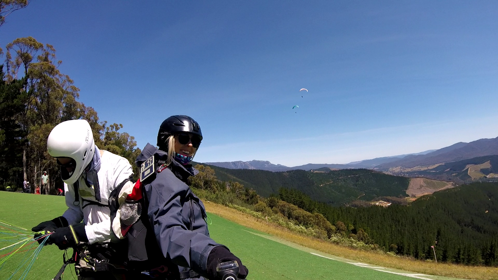 Alpine Paragliding Bright | Morses Creek Rd, Bright VIC 3741, Australia | Phone: 0428 352 048