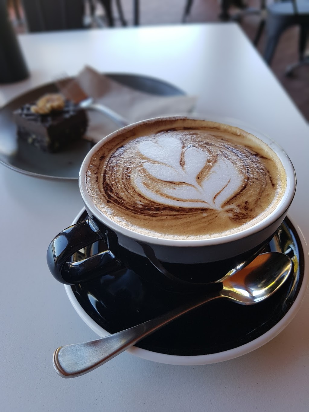 BLVD Specialist Coffee | cafe | 98 Waratah Blvd, Canning Vale WA 6155, Australia | 0894560000 OR +61 8 9456 0000