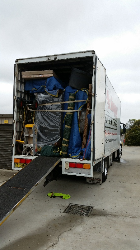 Snappy Removals & Storage - Removals Kiama, Removals Wollongong | moving company | 29 Tom Thumb Ave, South Nowra NSW 2541, Australia | 0412574276 OR +61 412 574 276