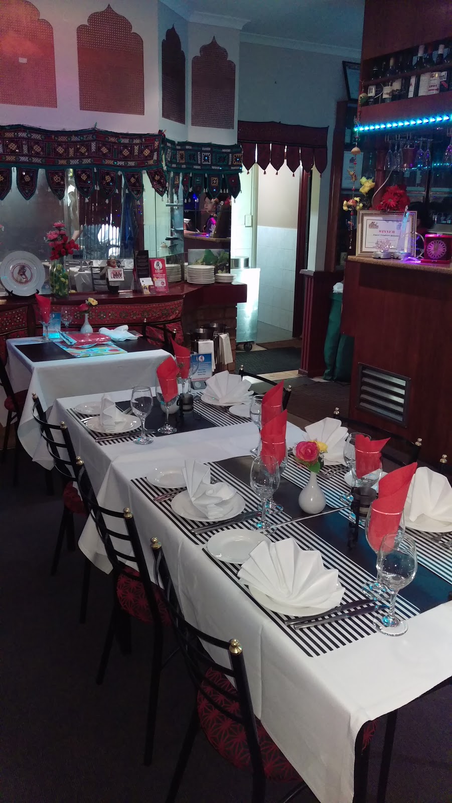 Ameer Tandoori Restaurant | 15 Leake St, Essendon VIC 3040, Australia | Phone: (03) 9374 3461