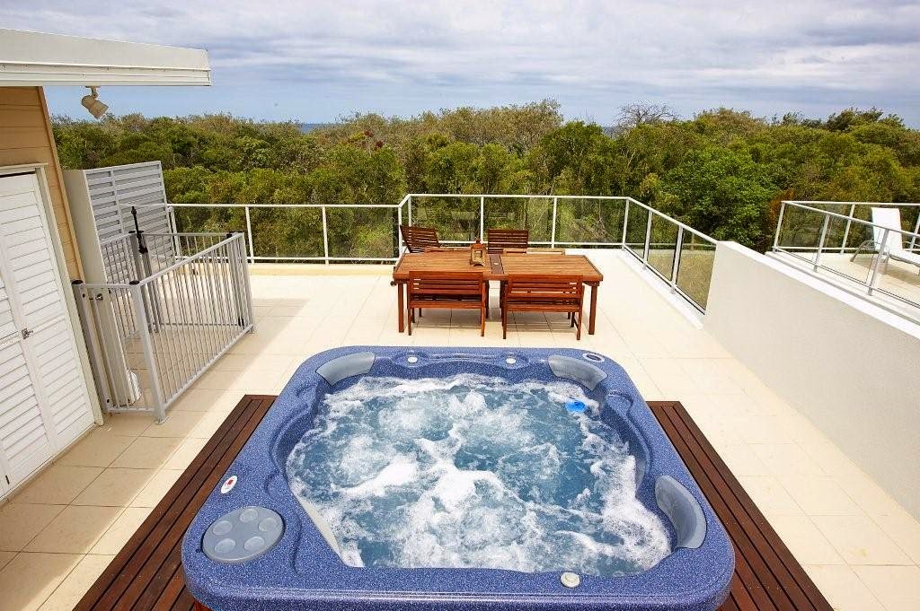 Sand Dunes Resort | 130 Mudjimba Esplanade, Marcoola QLD 4564, Australia | Phone: (07) 5450 6357