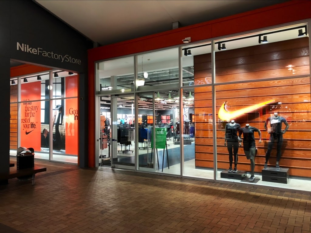 Nike | clothing store | SHOP C70 Brisbane Rd, Biggera Waters QLD 4216, Australia | 0755289766 OR +61 7 5528 9766
