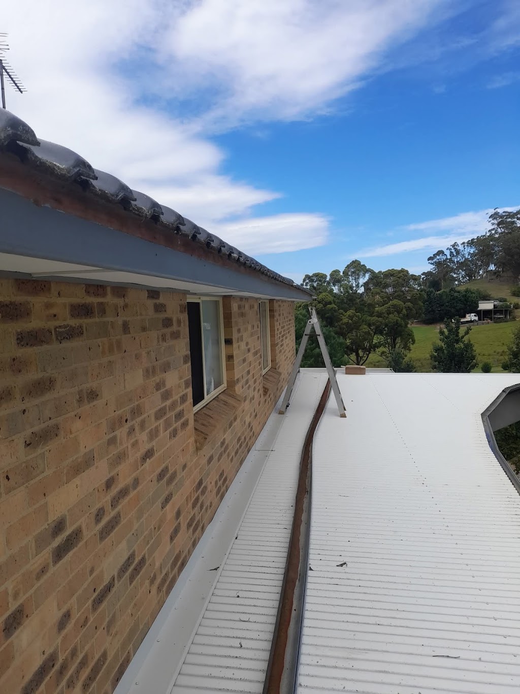 ASJ ROOFING | 110 Wilson Dr, Buxton NSW 2571, Australia | Phone: 0417 351 559