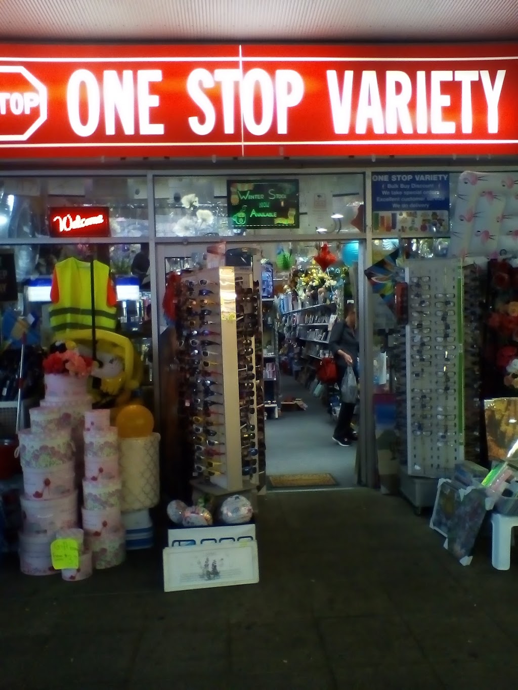 ONE STOP VARIETY | department store | 95 Monahans Rd, Cranbourne West VIC 3977, Australia | 0422646646 OR +61 422 646 646