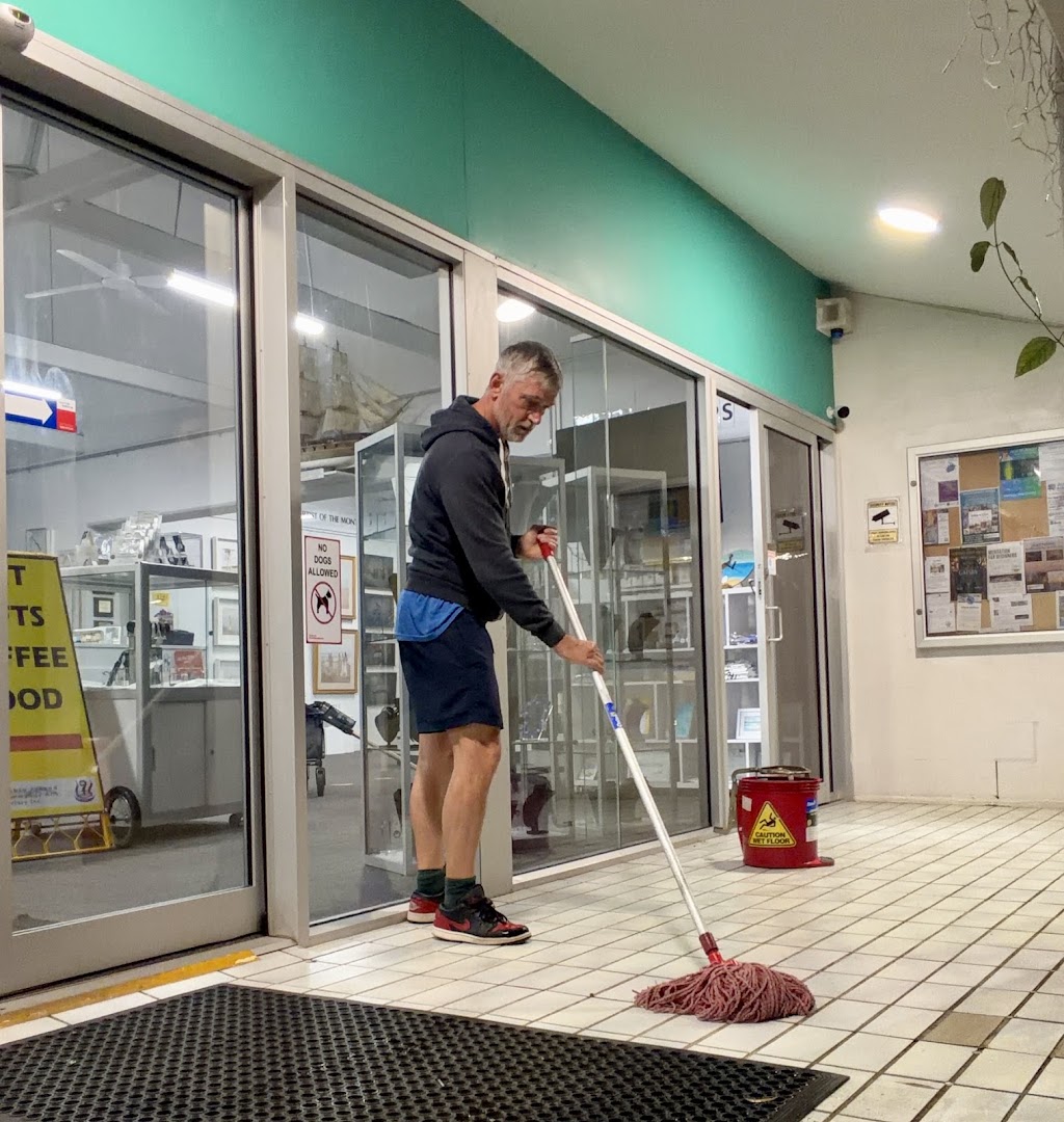 Thundersley Cleaning Company | 247 Freshwater Dr, Banksia Beach QLD 4507, Australia | Phone: 0450 116 517