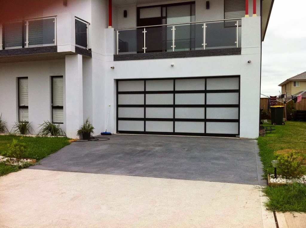 Delta Garage Doors | 13 Tarlington Pl, Smithfield NSW 2164, Australia | Phone: (02) 9729 2411