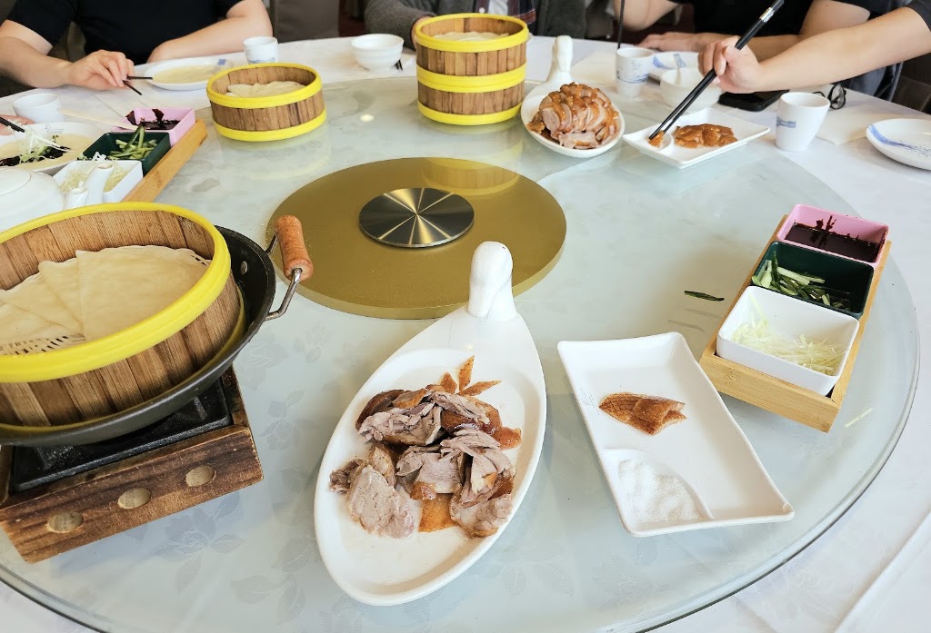 Yummy Duck Chinese Restaurant | 123-125 James St, Templestowe VIC 3106, Australia | Phone: (03) 9846 3838