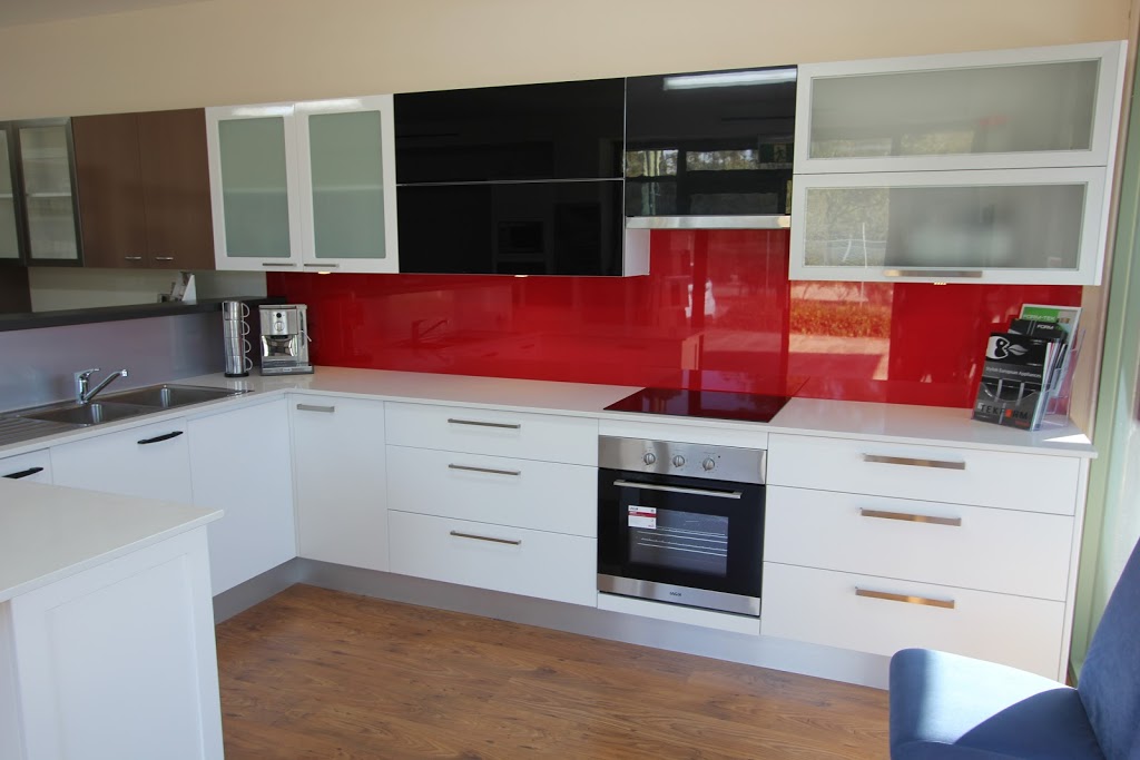 Les Martin Kitchens Central Coast Nsw | 6/5 Ketch Cl, Fountaindale NSW 2258, Australia | Phone: (02) 4388 5818